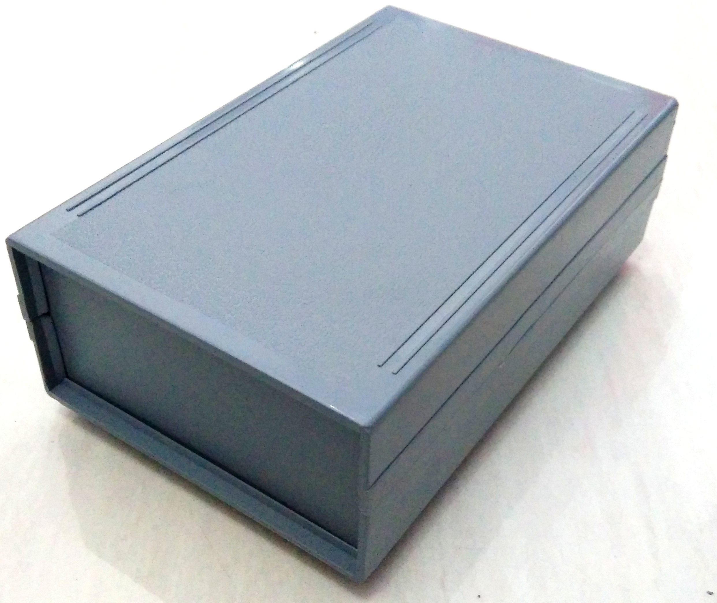 Box Plastik Abu-Abu 150x100x 50mm