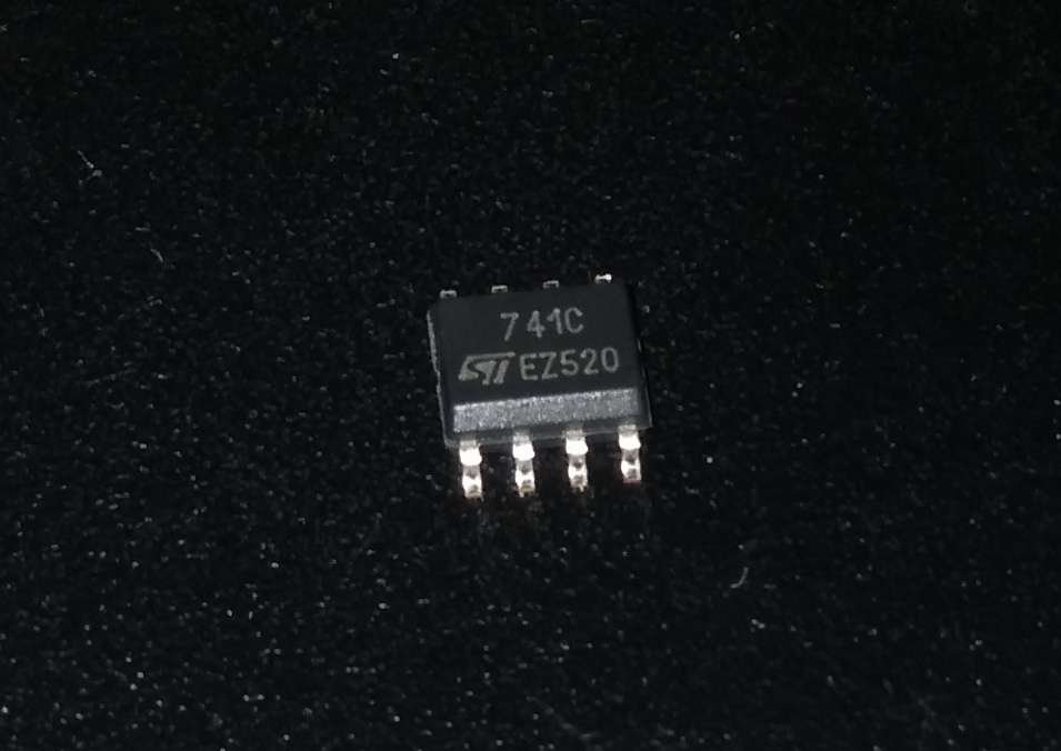 LM741 SOP-8 SMD Operational Amplifier IC