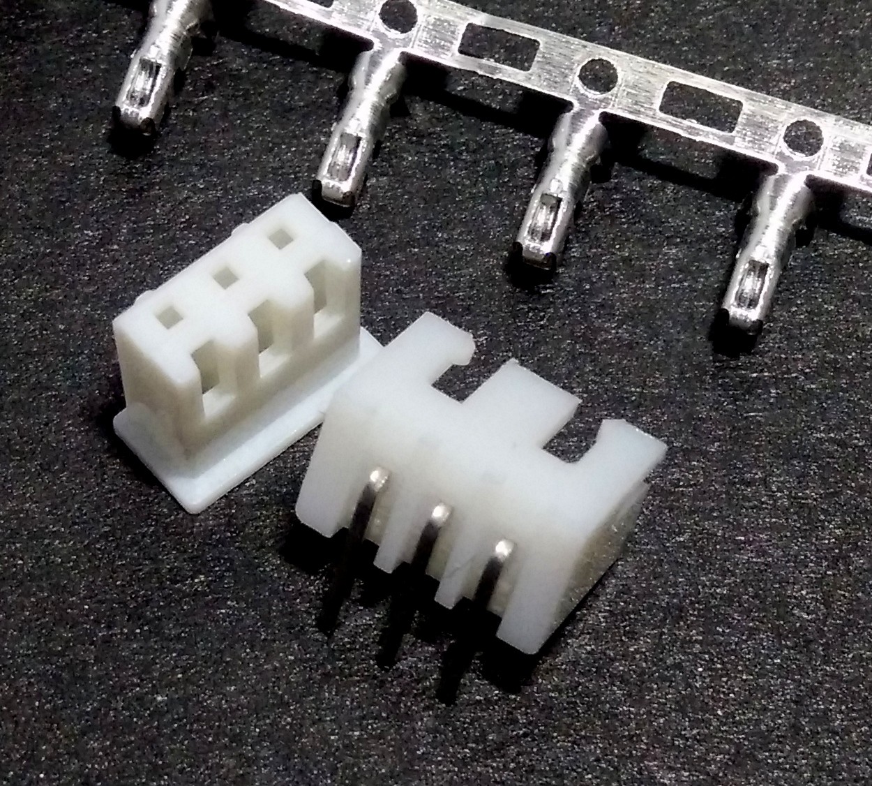 XH2.54 2.54mm 3P Connector Right Angle