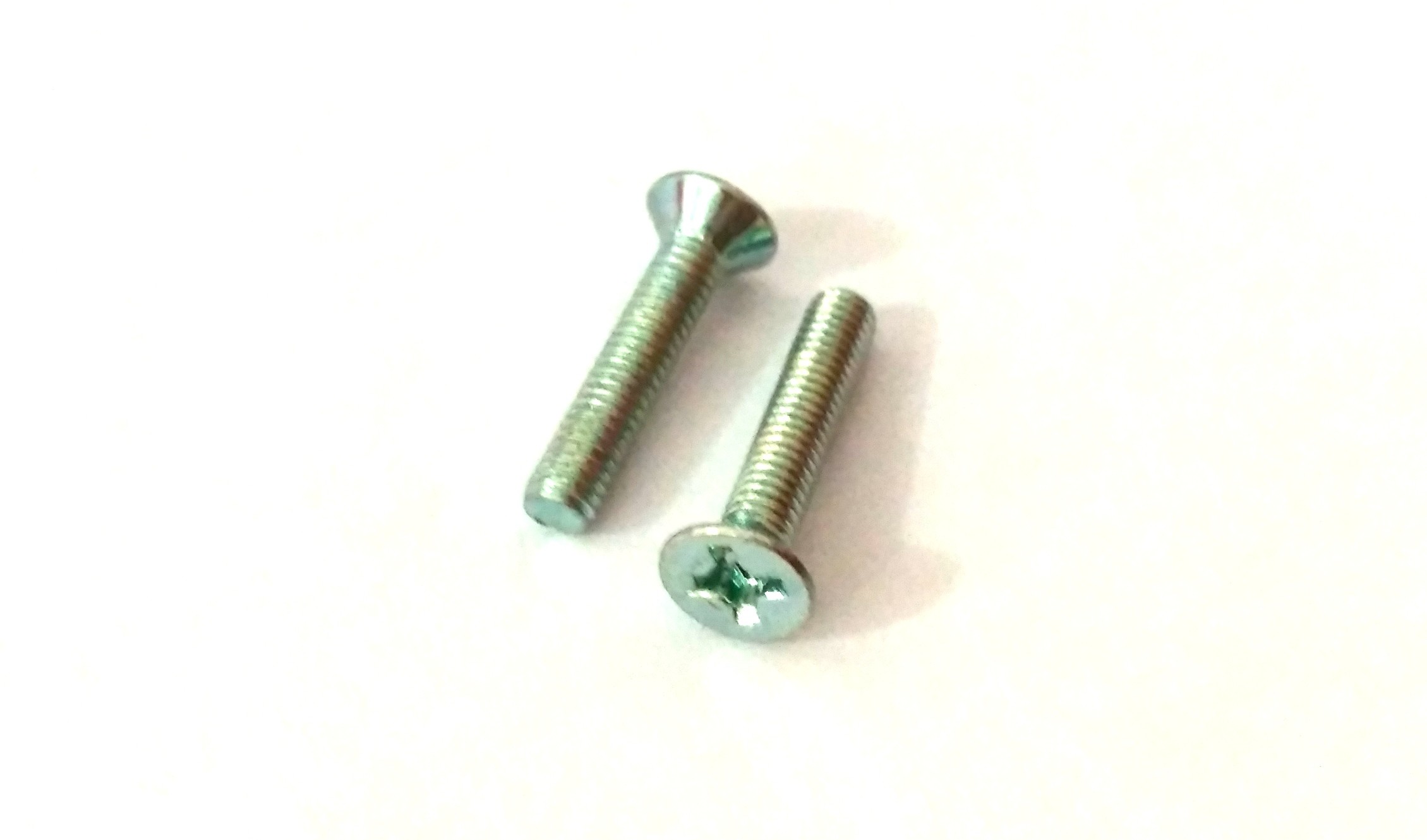 Baut M3x15MM Flat Head